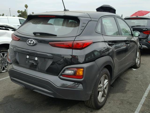 KM8K12AA8JU068142 - 2018 HYUNDAI KONA SE BLACK photo 4