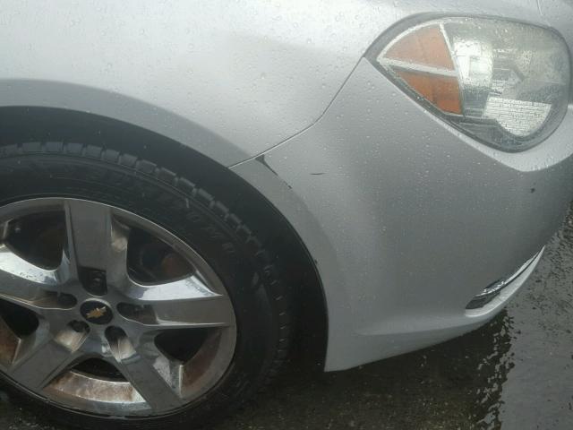 1G1ZC5E04AF255441 - 2010 CHEVROLET MALIBU 1LT ნაცრისფერი ფოტო 9