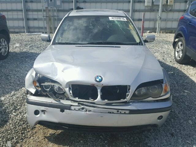 WBAET37493NJ35800 - 2003 BMW 325 I SILVER photo 10