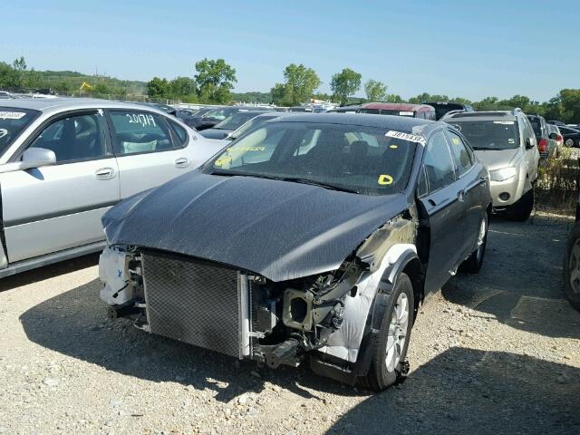 3FA6P0G76HR279559 - 2017 FORD FUSION S GRAY photo 2