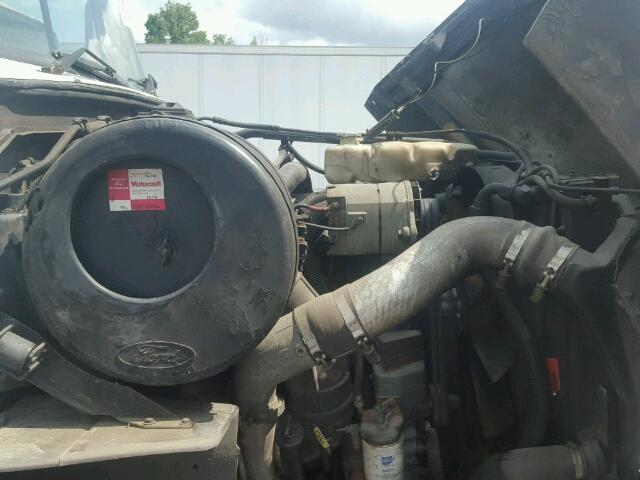 1FTYS95B9SVA42135 - 1995 FORD L-SERIES L WHITE photo 7