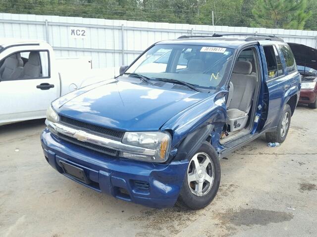 1GNDT13S362106037 - 2006 CHEVROLET TRAILBLAZE BLUE photo 2