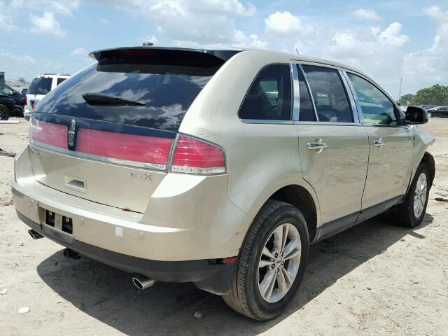 2LMDJ6JC6ABJ17561 - 2010 LINCOLN MKX GOLD photo 4