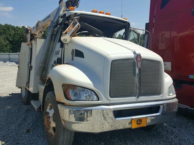 2NKHHM6X1GM128069 - 2016 KENWORTH T300 T270 WHITE photo 1