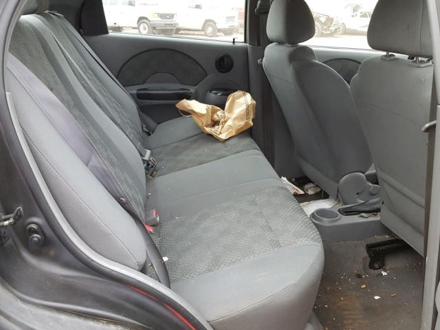 KL1TD52605B420554 - 2005 CHEVROLET AVEO BASE Qara foto 6