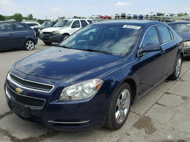 1G1ZH57BX9F236890 - 2009 CHEVROLET MALIBU BLUE photo 2