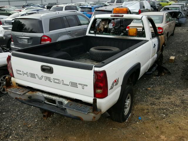 1GCHK24U33E147118 - 2003 CHEVROLET SILVERADO WHITE photo 4