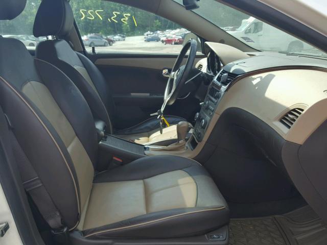 1G1ZE5E1XBF268540 - 2011 CHEVROLET MALIBU LTZ 白色 照片 5