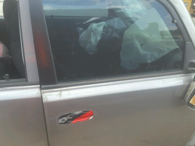 JTLKT324750213492 - 2005 TOYOTA SCION XB Grau Foto 5