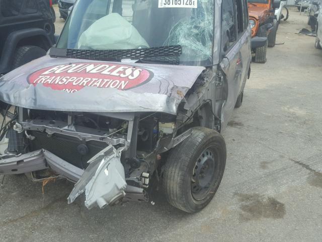 JTLKT324750213492 - 2005 TOYOTA SCION XB Grau Foto 9