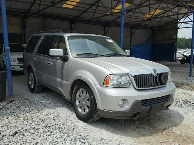 5LMFU28RX4LJ13660 - 2004 LINCOLN NAVIGATOR 银色 照片 1