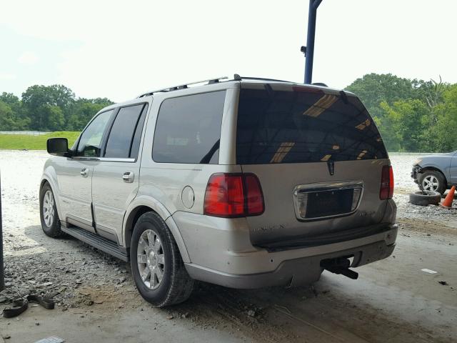 5LMFU28RX4LJ13660 - 2004 LINCOLN NAVIGATOR 银色 照片 3