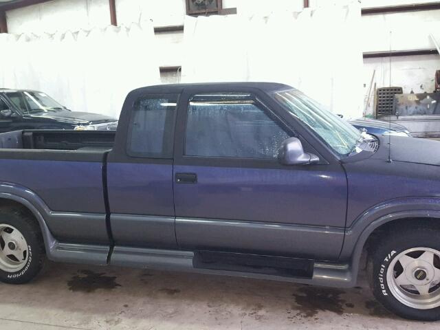 1GCCS19W1T8142304 - 1996 CHEVROLET S TRUCK S1 PURPLE photo 9