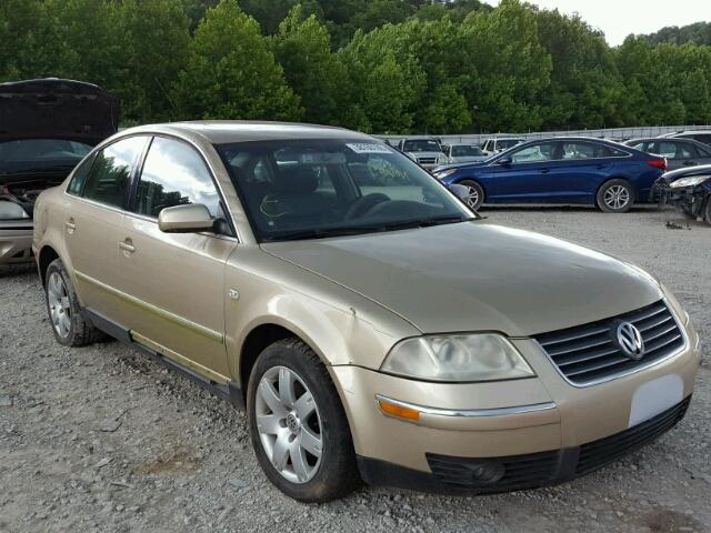 WVWTH63B22P359589 - 2002 VOLKSWAGEN PASSAT GLX 金色 照片 1