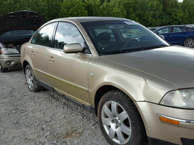WVWTH63B22P359589 - 2002 VOLKSWAGEN PASSAT GLX 金色 照片 9