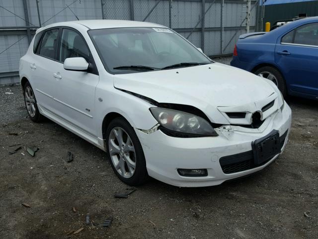 JM1BK343881831583 - 2008 MAZDA 3 HATCHBAC WHITE photo 1