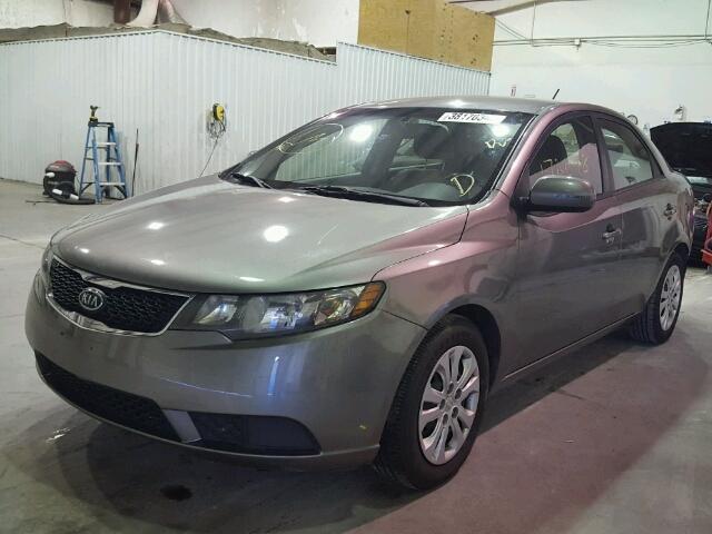 KNAFU4A22B5359052 - 2011 KIA FORTE EX GRAY photo 2