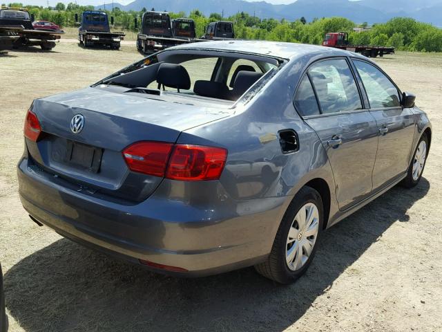 3VW2K7AJ3BM398160 - 2011 VOLKSWAGEN JETTA BASE GRAY photo 4