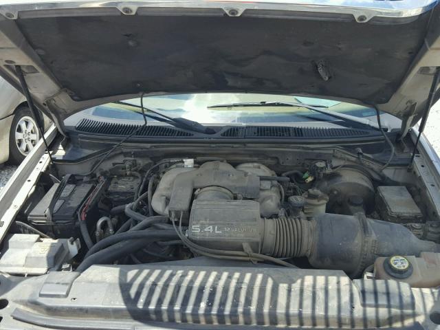 5LMEU27R81LJ32040 - 2001 LINCOLN NAVIGATOR 灰色 照片 7