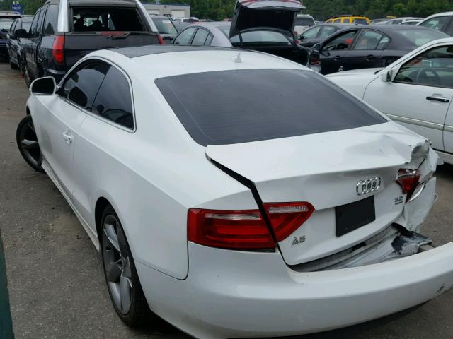 WAUDK78T59A043899 - 2009 AUDI A5 QUATTRO WHITE photo 3