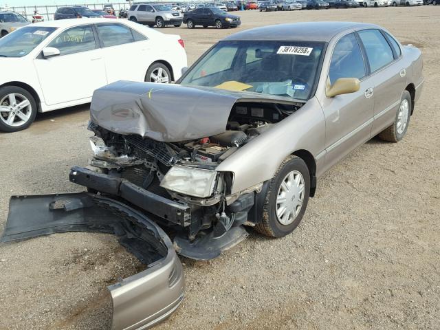 4T1BF18B5WU228480 - 1998 TOYOTA AVALON GOLD photo 2