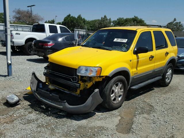 1FMCU03171KF18551 - 2001 FORD ESCAPE YELLOW photo 2