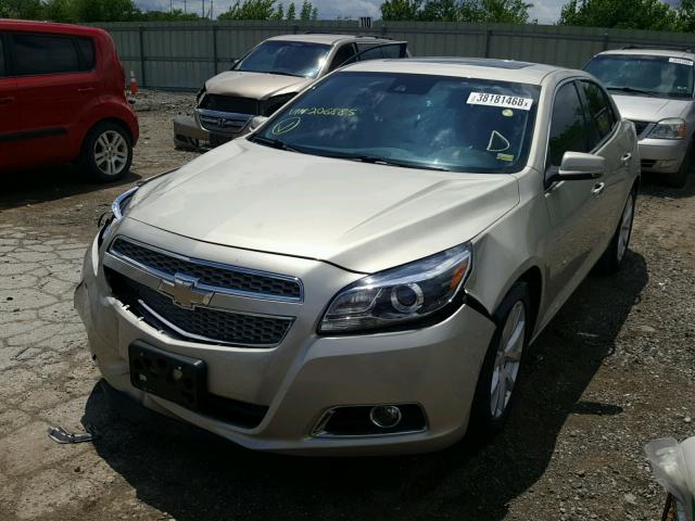 1G11H5SA4DF206885 - 2013 CHEVROLET MALIBU LTZ 金色 照片 2