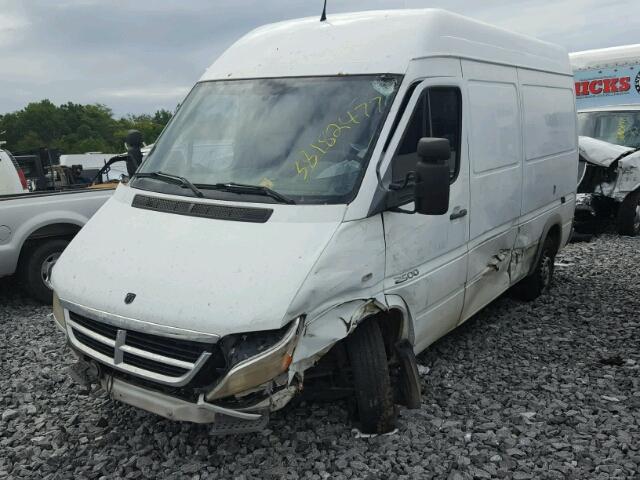 WD0PD644465966440 - 2006 DODGE SPRINTER WHITE photo 2