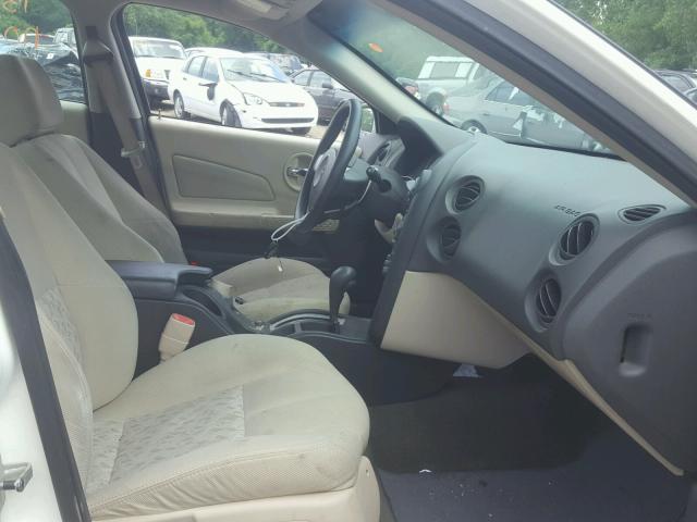 2G2WP522841127336 - 2004 PONTIAC GRAND PRIX WHITE photo 5