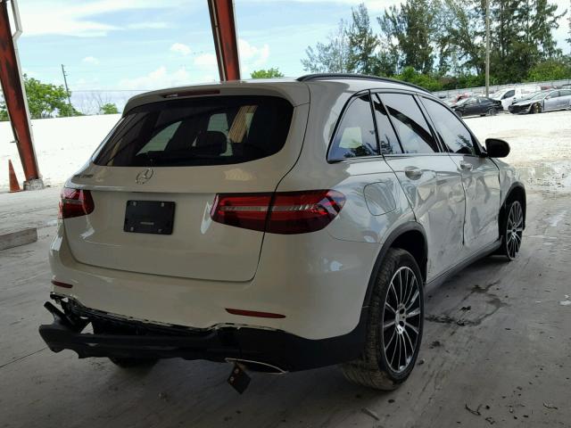 WDC0G4JB8GF079728 - 2016 MERCEDES-BENZ GLC 300 WHITE photo 4