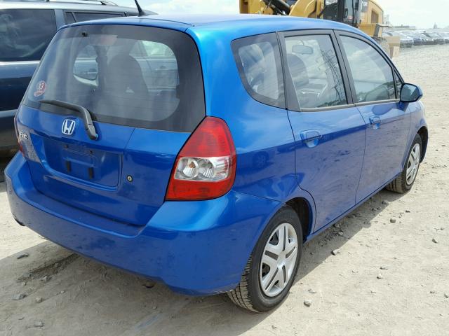 JHMGD38428S018784 - 2008 HONDA FIT BLUE photo 4