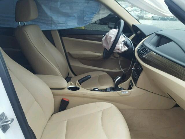 WBAVL1C54DVR84544 - 2013 BMW X1 XDRIVE2 白色 照片 5