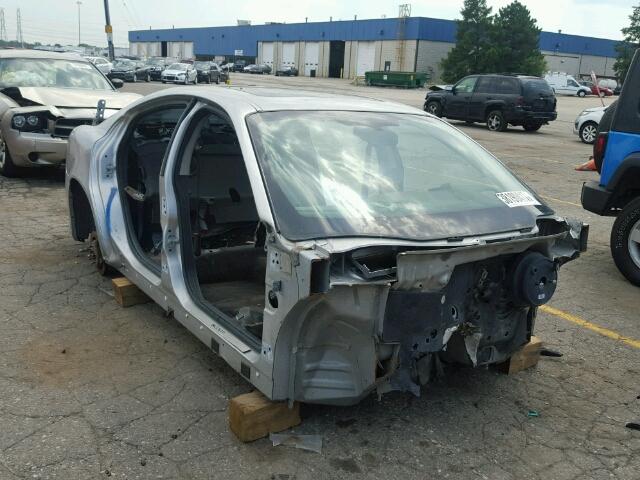 2G2WC55C371179381 - 2007 PONTIAC GRAND PRIX SILVER photo 1