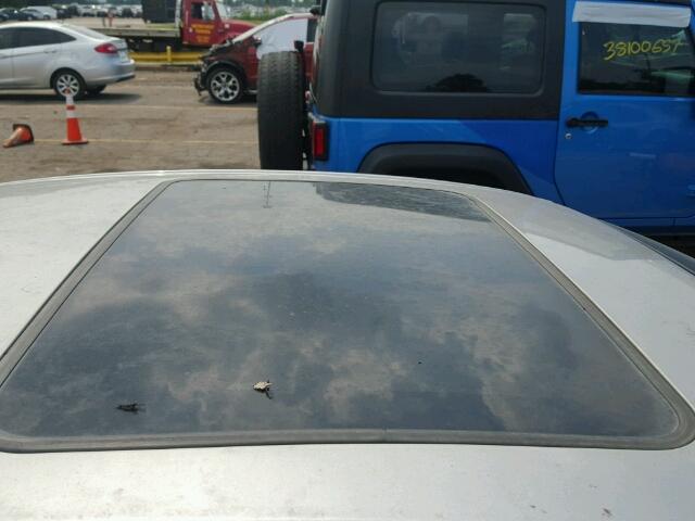 2G2WC55C371179381 - 2007 PONTIAC GRAND PRIX SILVER photo 10