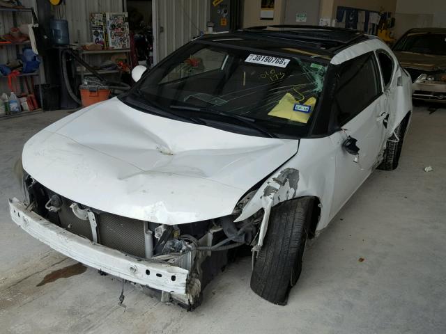 JTKJF5C79B3010173 - 2011 TOYOTA SCION TC 白色 照片 2