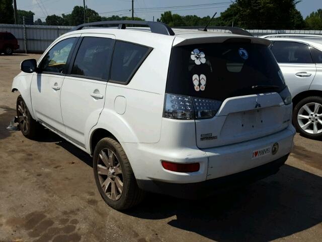 JA4JT3AW7AZ007244 - 2010 MITSUBISHI OUTLANDER WHITE photo 3