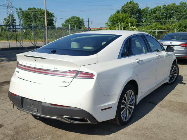 3LN6L5KU9HR623655 - 2017 LINCOLN MKZ HYBRID WHITE photo 4