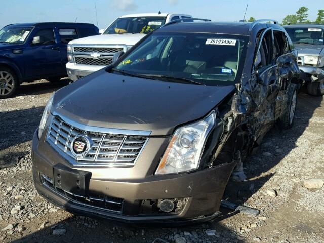 3GYFNCE3XGS584050 - 2016 CADILLAC SRX PERFOR 棕色 照片 2