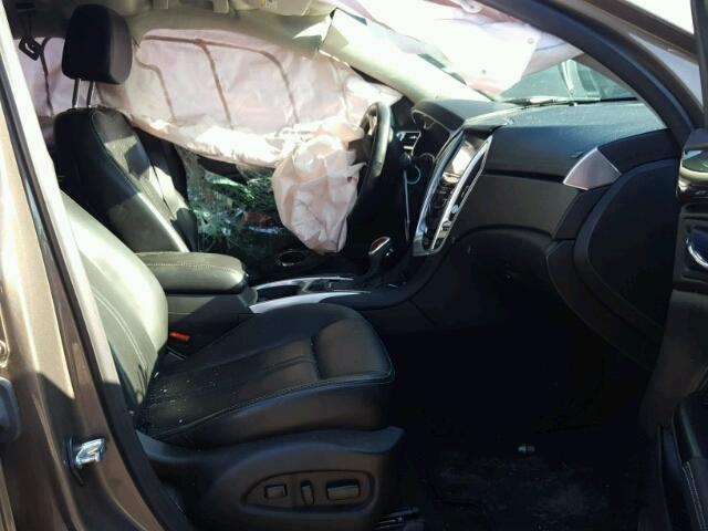 3GYFNCE3XGS584050 - 2016 CADILLAC SRX PERFOR 棕色 照片 5