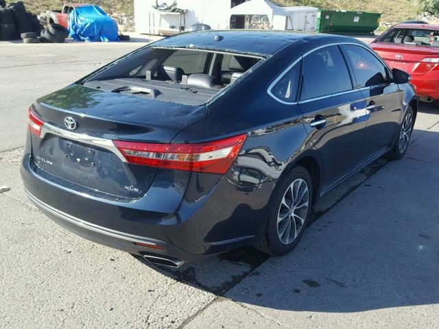 4T1BK1EB8HU262030 - 2017 TOYOTA AVALON XLE BLUE photo 4