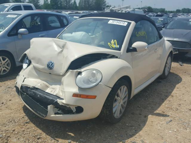 3VWRF31Y78M412952 - 2008 VOLKSWAGEN NEW BEETLE 白色 照片 2