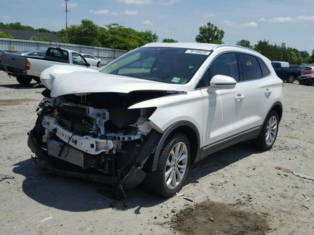 5LMCJ2D99GUJ30062 - 2016 LINCOLN MKC SELECT WHITE photo 2