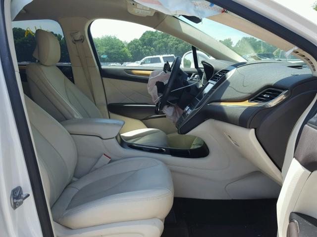 5LMCJ2D99GUJ30062 - 2016 LINCOLN MKC SELECT თეთრი ფოტო 5