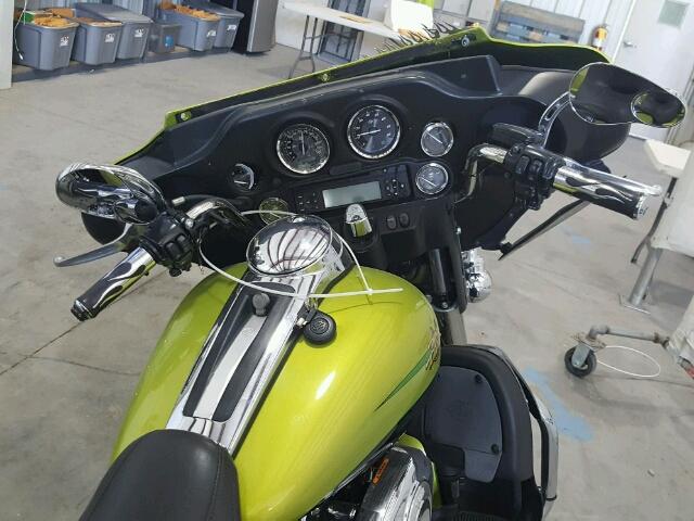 1HD1KEM16BB669054 - 2011 HARLEY-DAVIDSON FLHTK GREEN photo 5