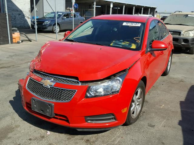 1G1PC5SBXE7121210 - 2014 CHEVROLET CRUZE RED photo 2