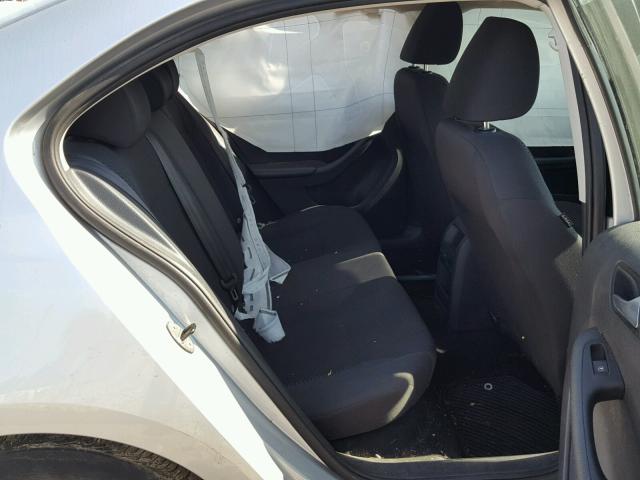 3VW2K7AJXEM423446 - 2014 VOLKSWAGEN JETTA BASE 银色 照片 6