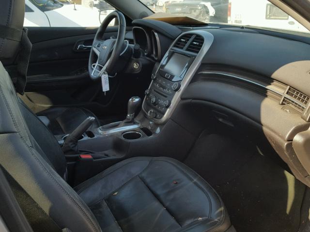 1G11E5SA5GF130042 - 2016 CHEVROLET MALIBU LIM 银色 照片 5