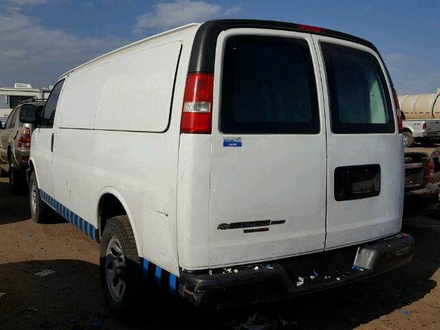 1GCSHAF42E1166782 - 2014 CHEVROLET EXPRESS G1 WHITE photo 3