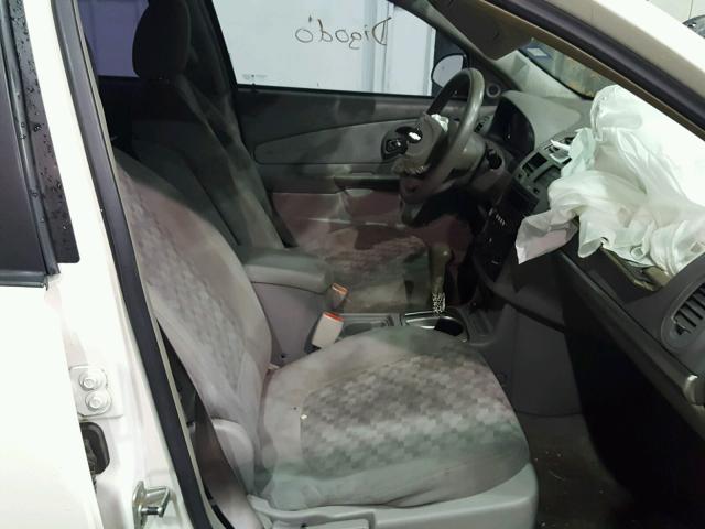 1G1ZT54845F329258 - 2005 CHEVROLET MALIBU LS WHITE photo 5