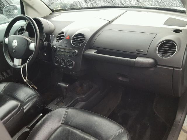 3VWSF31Y56M306420 - 2006 VOLKSWAGEN NEW BEETLE 蓝色 照片 9